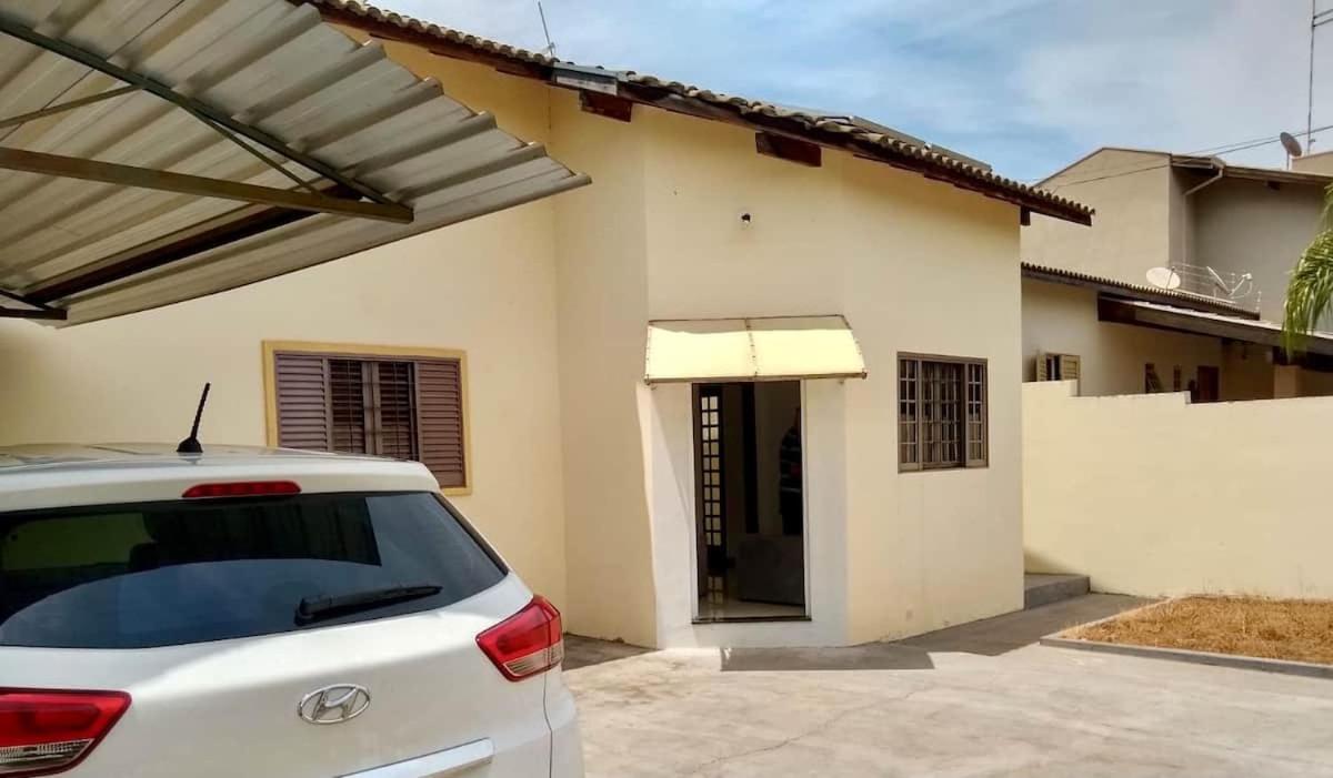 Bela casa com churrasqueira e estacionamento Olímpia Exterior foto
